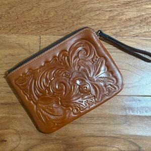 Patricia Nash NWOT Embossed Floral Leather Wristlet in Cognac
